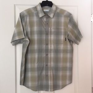 NWOT Columbia men’s shirt
